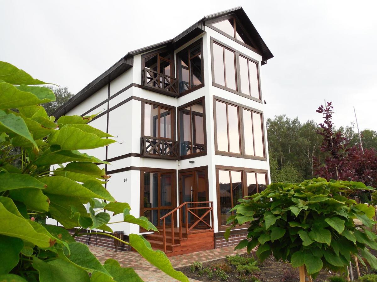 Котедж-Парк Славна Okhtyrka Exterior foto